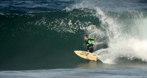 Kitesurfing - Wave Riding - Rob Chrystal